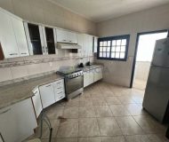Casa com 150m², 3 dormitórios, 3 vagas no bairro Sarandi em Porto Alegre