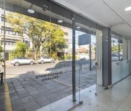 Loja com 300m² no bairro Passo da Areia em Porto Alegre