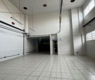 Depósito com 400m² no bairro Sarandi em Porto Alegre