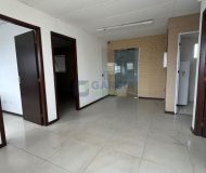 Depósito com 400m² no bairro Sarandi em Porto Alegre