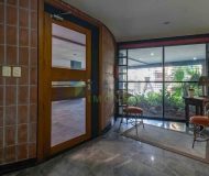 Apartamento com 266m², 4 dormitórios, 1 suíte, 2 vagas no bairro Petrópolis em Porto Alegre