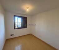 Apartamento com 74m², 3 dormitórios, 1 vaga no bairro Sarandi em Porto Alegre