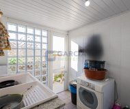 Casa com 200m², 3 dormitórios, 1 suíte, 2 vagas no bairro Jardim Sabará em Porto Alegre