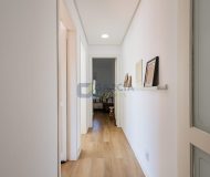 Casa com 200m², 3 dormitórios, 1 suíte, 2 vagas no bairro Jardim Sabará em Porto Alegre