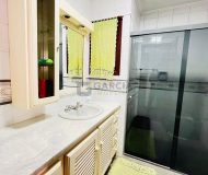 Cobertura com 272m², 3 dormitórios, 1 suíte, 3 vagas no bairro Jardim Lindóia em Porto Alegre