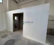 Depósito com 478m², 4 vagas no bairro Santa Maria Goretti em Porto Alegre