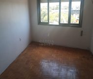 Apartamento com 59m², 2 dormitórios no bairro São Sebastião em Porto Alegre