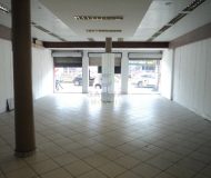 Loja com 140m² no bairro Cristo Redentor em Porto Alegre