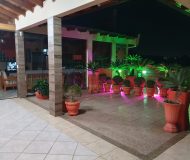 Prédio com 330m², 3 dormitórios, 1 suíte no bairro Vila Jardim América em Cachoeirinha