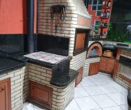 Prédio com 330m², 3 dormitórios, 1 suíte no bairro Vila Jardim América em Cachoeirinha