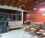 Prédio com 330m², 3 dormitórios, 1 suíte no bairro Vila Jardim América em Cachoeirinha