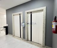 Sala Comercial com 24m² no bairro São Sebastião em Porto Alegre