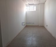 Depósito com 1.800m² no bairro São Geraldo em Porto Alegre