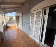 Casa com 250m², 3 dormitórios, 1 suíte, 3 vagas no bairro Santa Rosa de Lima em Porto Alegre