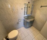 Casa com 250m², 3 dormitórios, 1 suíte, 3 vagas no bairro Santa Rosa de Lima em Porto Alegre