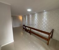 Casa com 250m², 3 dormitórios, 1 suíte, 3 vagas no bairro Santa Rosa de Lima em Porto Alegre