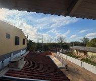 Casa com 250m², 3 dormitórios, 1 suíte, 3 vagas no bairro Santa Rosa de Lima em Porto Alegre