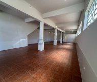 Depósito com 147m² no bairro Santa Maria Goretti em Porto Alegre