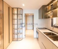 Apartamento com 322m², 4 dormitórios, 4 suítes, 4 vagas no bairro Moinhos de Vento em Porto Alegre