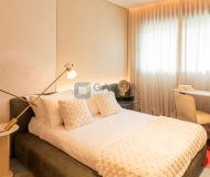 Apartamento com 322m², 4 dormitórios, 4 suítes, 4 vagas no bairro Moinhos de Vento em Porto Alegre