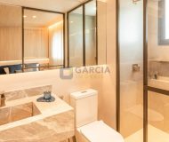Apartamento com 322m², 4 dormitórios, 4 suítes, 4 vagas no bairro Moinhos de Vento em Porto Alegre