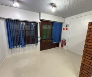 Loja com 30m² no bairro Passo da Areia em Porto Alegre