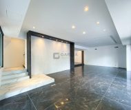 Loja com 270m² no bairro Moinhos de Vento em Porto Alegre