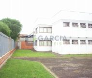 Depósito com 700m², 25 vagas no bairro Floresta em Porto Alegre