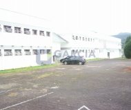 Depósito com 700m², 25 vagas no bairro Floresta em Porto Alegre