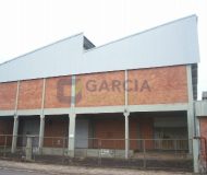 Depósito com 700m², 25 vagas no bairro Floresta em Porto Alegre