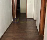 Casa com 199m², 3 dormitórios, 1 suíte, 2 vagas no bairro Jardim Planalto em Porto Alegre