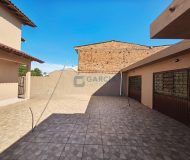 Casa com 267m², 3 dormitórios, 2 vagas no bairro Sarandi em Porto Alegre