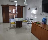 Casa com 281m², 5 dormitórios, 2 suítes, 4 vagas no bairro Sarandi em Porto Alegre