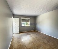 Casa com 100m², 2 dormitórios, 2 vagas no bairro Sarandi em Porto Alegre