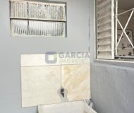 Casa com 100m², 2 dormitórios, 2 vagas no bairro Sarandi em Porto Alegre