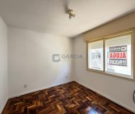 Apartamento com 40m², 1 dormitório, 1 vaga no bairro Vila Ipiranga em Porto Alegre