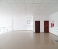 Loja com 309m², 2 vagas no bairro Costa e Silva em Porto Alegre