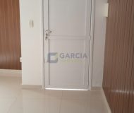 Casa com 252m², 3 dormitórios, 1 suíte, 2 vagas no bairro Navegantes em Porto Alegre