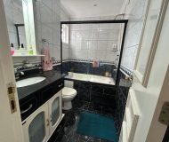 Casa com 300m², 5 dormitórios, 2 suítes, 4 vagas no bairro Sarandi em Porto Alegre