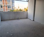 Loja com 372m², 14 vagas no bairro Sarandi em Porto Alegre