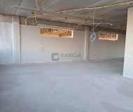 Loja com 372m², 14 vagas no bairro Sarandi em Porto Alegre