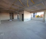 Loja com 372m², 14 vagas no bairro Sarandi em Porto Alegre