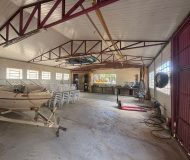 Casa com 650m², 4 dormitórios, 1 suíte, 4 vagas no bairro Arquipélago em Porto Alegre