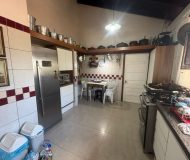 Casa com 650m², 4 dormitórios, 1 suíte, 4 vagas no bairro Arquipélago em Porto Alegre
