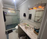 Casa com 650m², 4 dormitórios, 1 suíte, 4 vagas no bairro Arquipélago em Porto Alegre