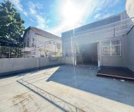Loja com 350m² no bairro Medianeira em Porto Alegre