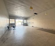 Loja com 350m² no bairro Medianeira em Porto Alegre