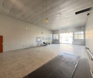Loja com 350m² no bairro Medianeira em Porto Alegre