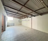 Loja com 350m² no bairro Medianeira em Porto Alegre