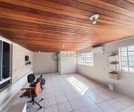 Loja com 350m² no bairro Medianeira em Porto Alegre